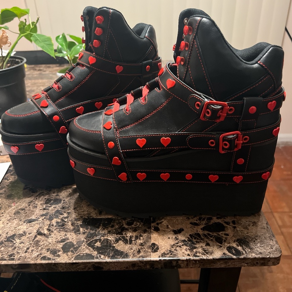 Black and Red Heart Platform Sneakers